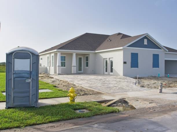 Best Portable restroom trailer rental  in Pima, AZ