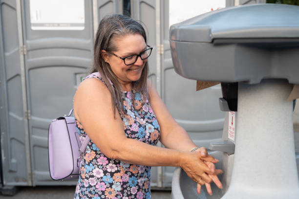 Best Portable restroom trailer rental  in Pima, AZ